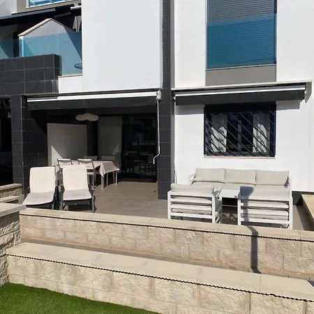 Oasis 7 - Lundgren Tatil Evi *